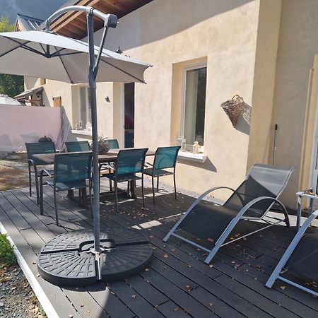 La Meije, Chalets Reflets De Montagne Le Bourg-dʼOisans Exterior foto